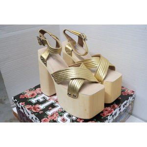 Vintage 70s style Jeffrey Campbell Boogaloo Mega Wood Platform Sandals